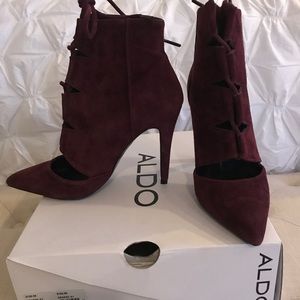 Aldo Eraede burgundy suede tie bootie